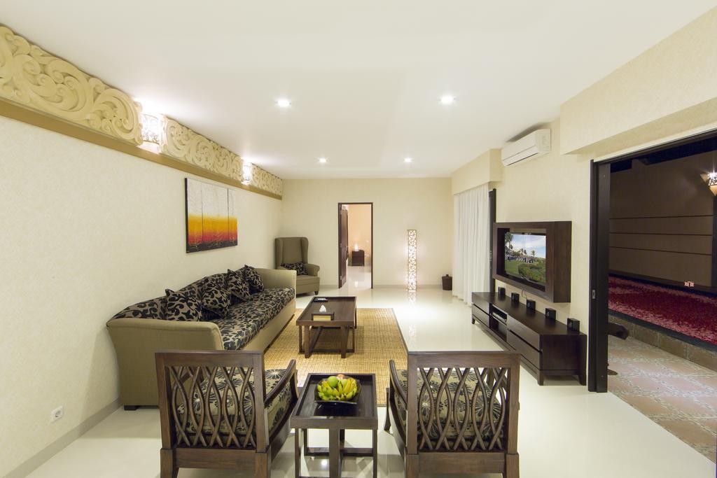 Flamingo Dewata Pool Villa Uluwatu 객실 사진